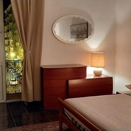 Casa Ramellini Centro Bed & Breakfast *