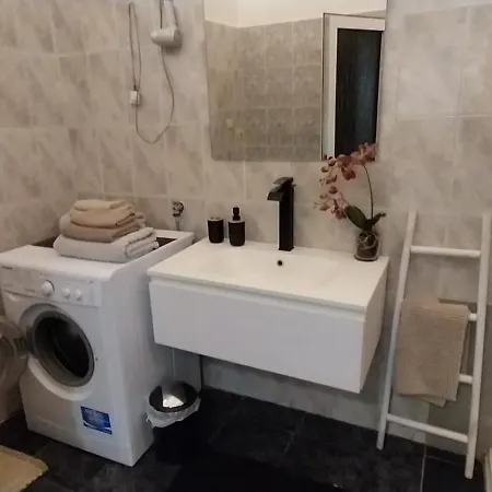 Konukevi Casa Ramellini - Centro 4*